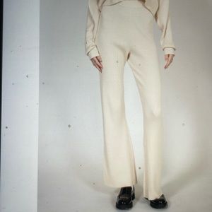 Brunette the Label ribbed knit pant in cream. NWT